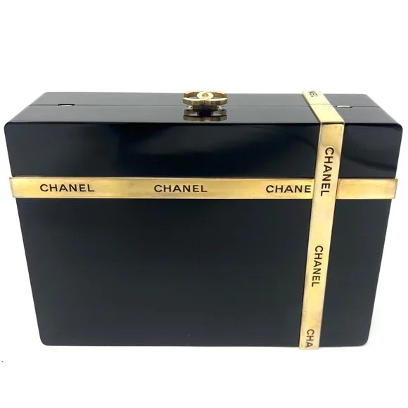 Chanel 2017 Black Plexiglass Gold Hardware Gift Box Minaudiere Clutch - Picture 2 of 12